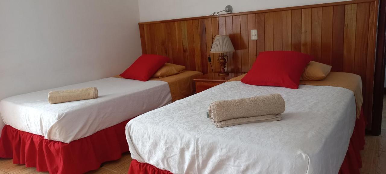 Hotel Sula Sula Puerto Villamil Bagian luar foto