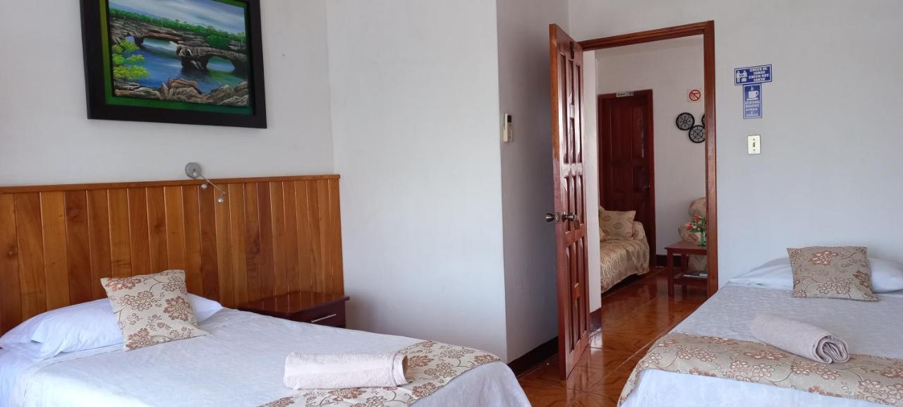Hotel Sula Sula Puerto Villamil Bagian luar foto