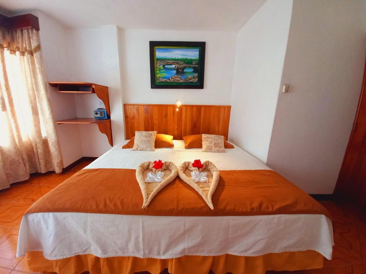 Hotel Sula Sula Puerto Villamil Bagian luar foto