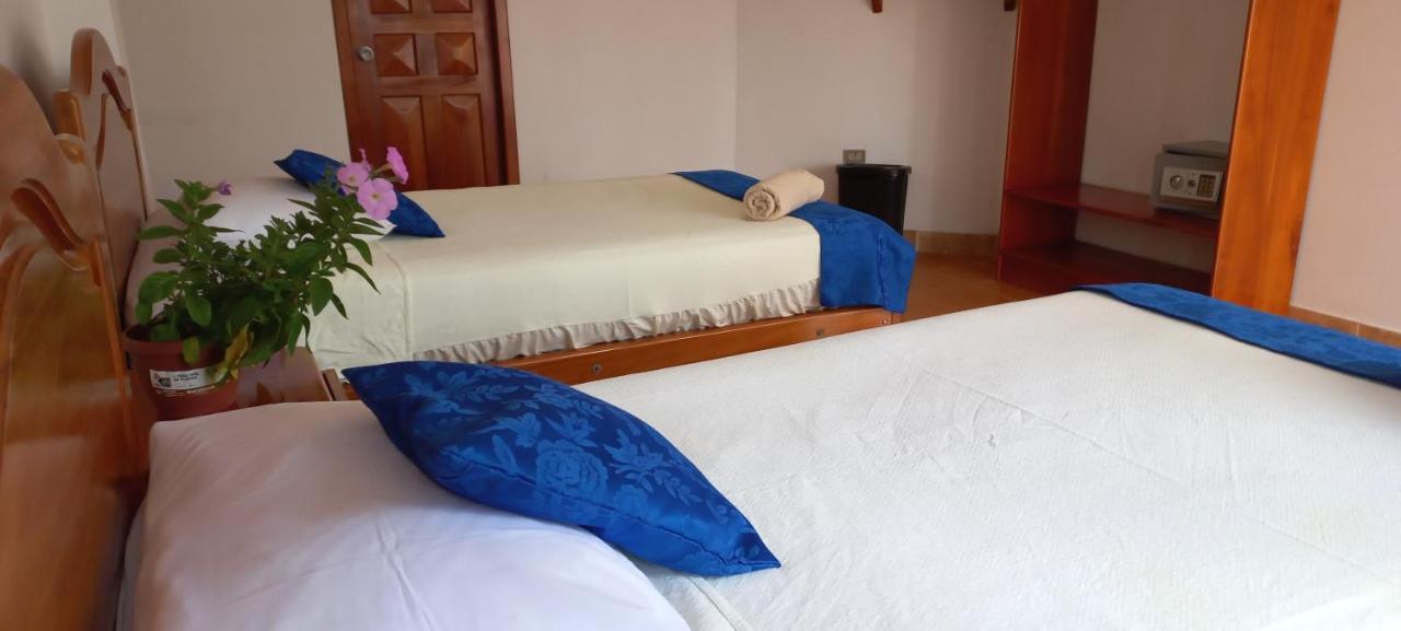 Hotel Sula Sula Puerto Villamil Bagian luar foto