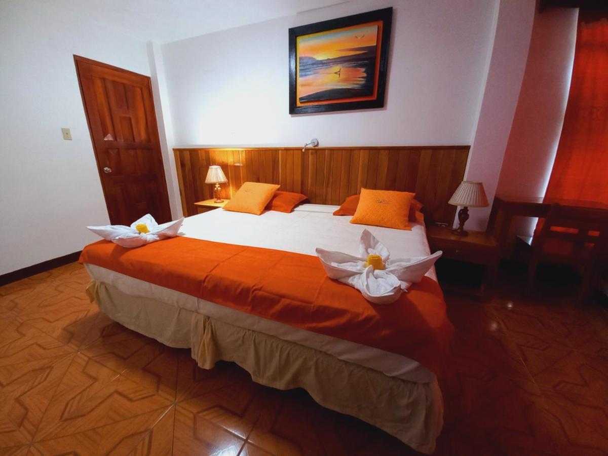 Hotel Sula Sula Puerto Villamil Bagian luar foto